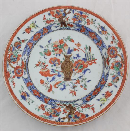 A pair of Chinese famille verte plates, Yongzheng period, 23cm